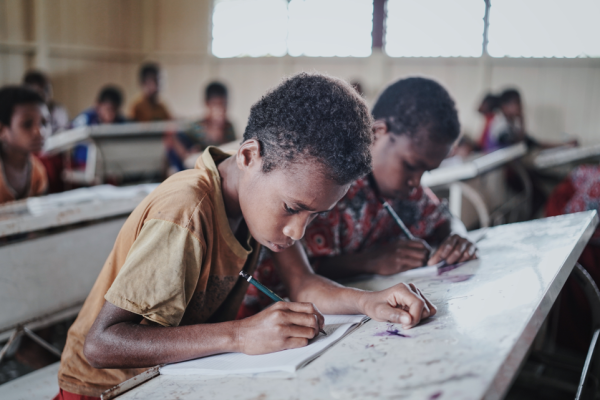 Pemerataan Pendidikan di Papua 2025: Upaya Pemerintah dan Tantangannya